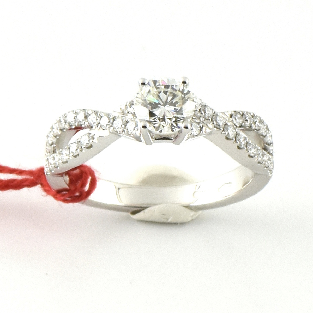 Diamond Solitaire Ring Art. solitaire_ring_750_ct034