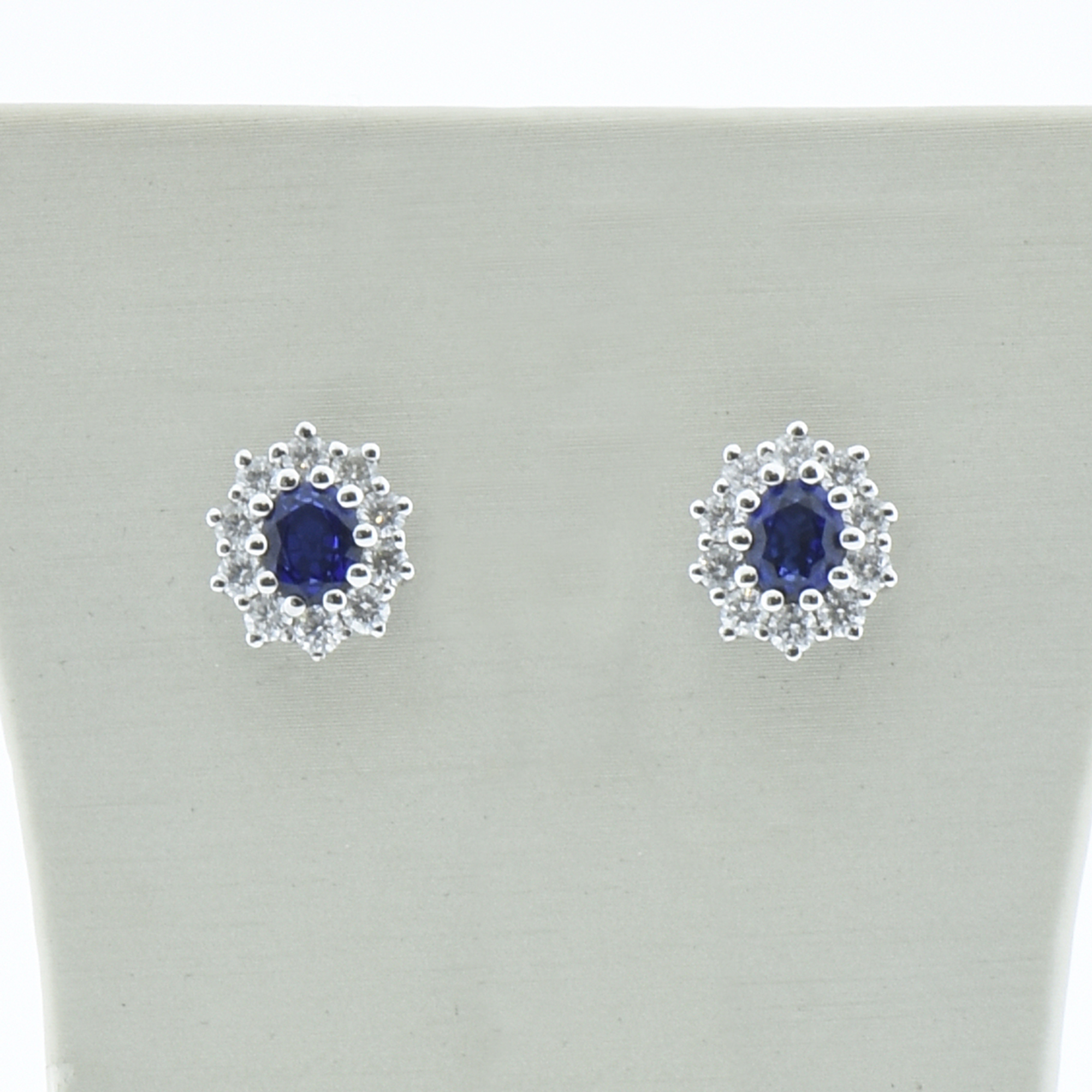 Orecchini zaffiro blu oro 750# diamanti 0,62 ct F vs. Zaffiri blu naturali 1,00ct-gioielleria-cipolla-palermo