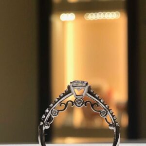 Anello solitario oro 750%