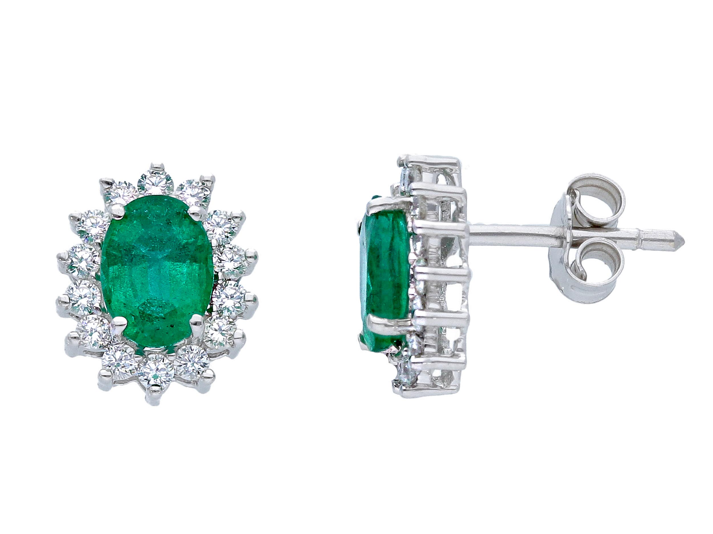 Emerald earrings in 750% white gold and diamonds Art. 135062