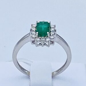 Anello smeraldo diamanti oro bianco 750% Art. 166901