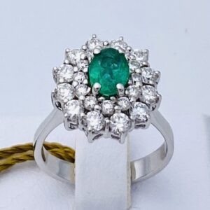 Anello smeraldo oro bianco  e diamanti BON TON  art. AN748