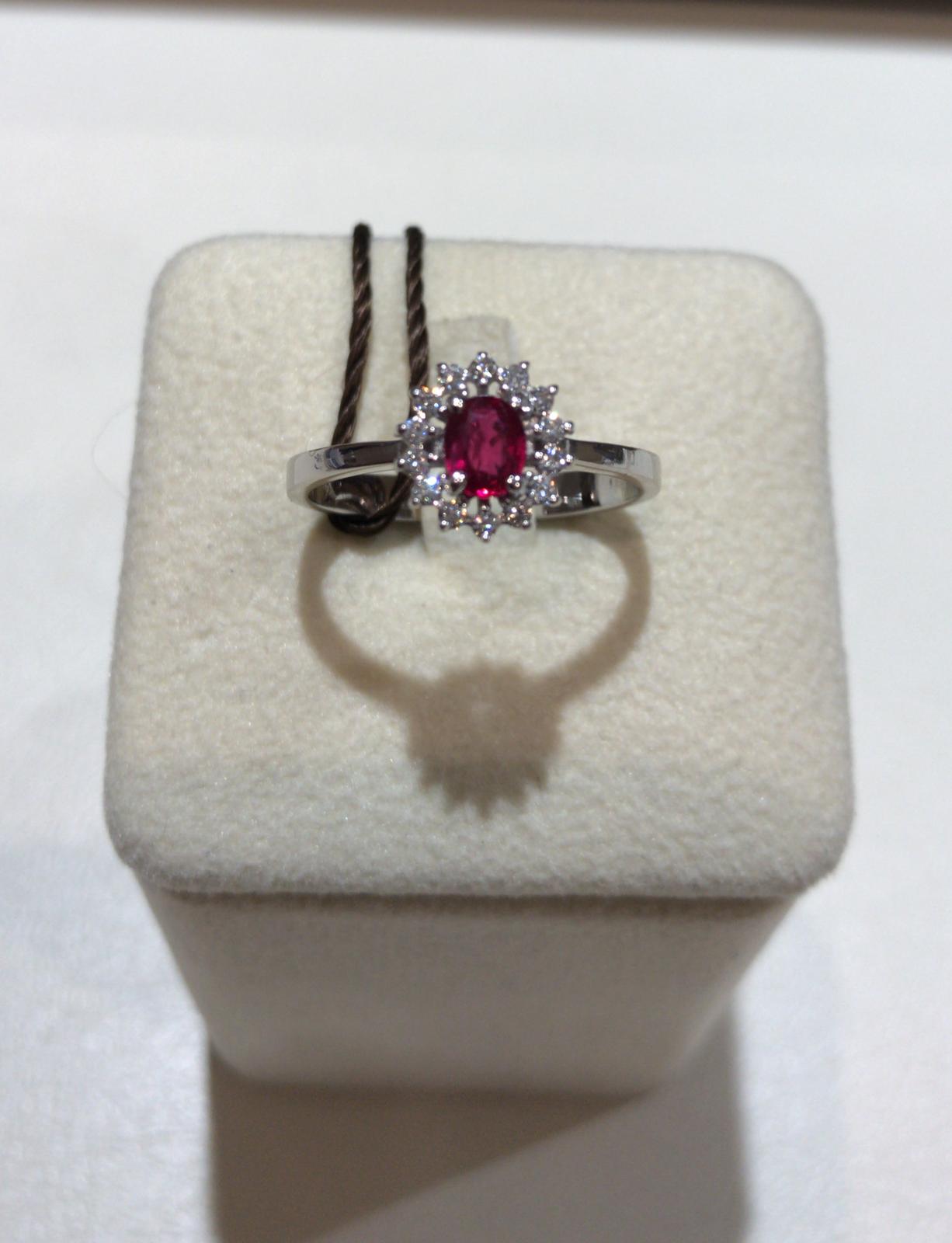 750% white gold ruby ring