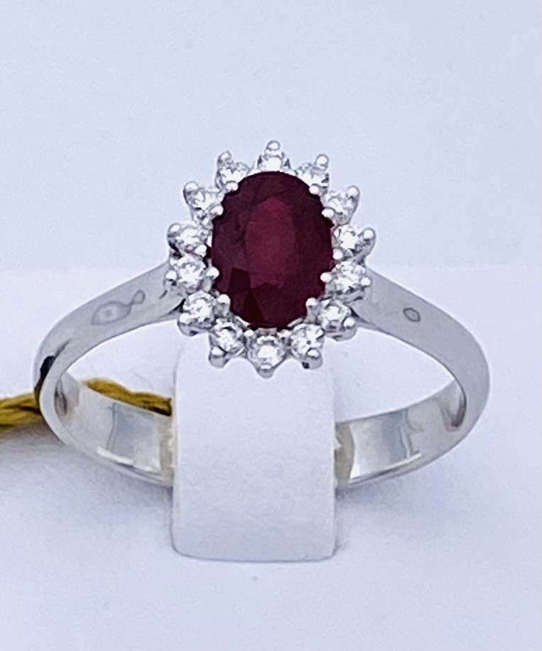 750% RUBY AND DIAMONDS GOLD RING ART. AN1086