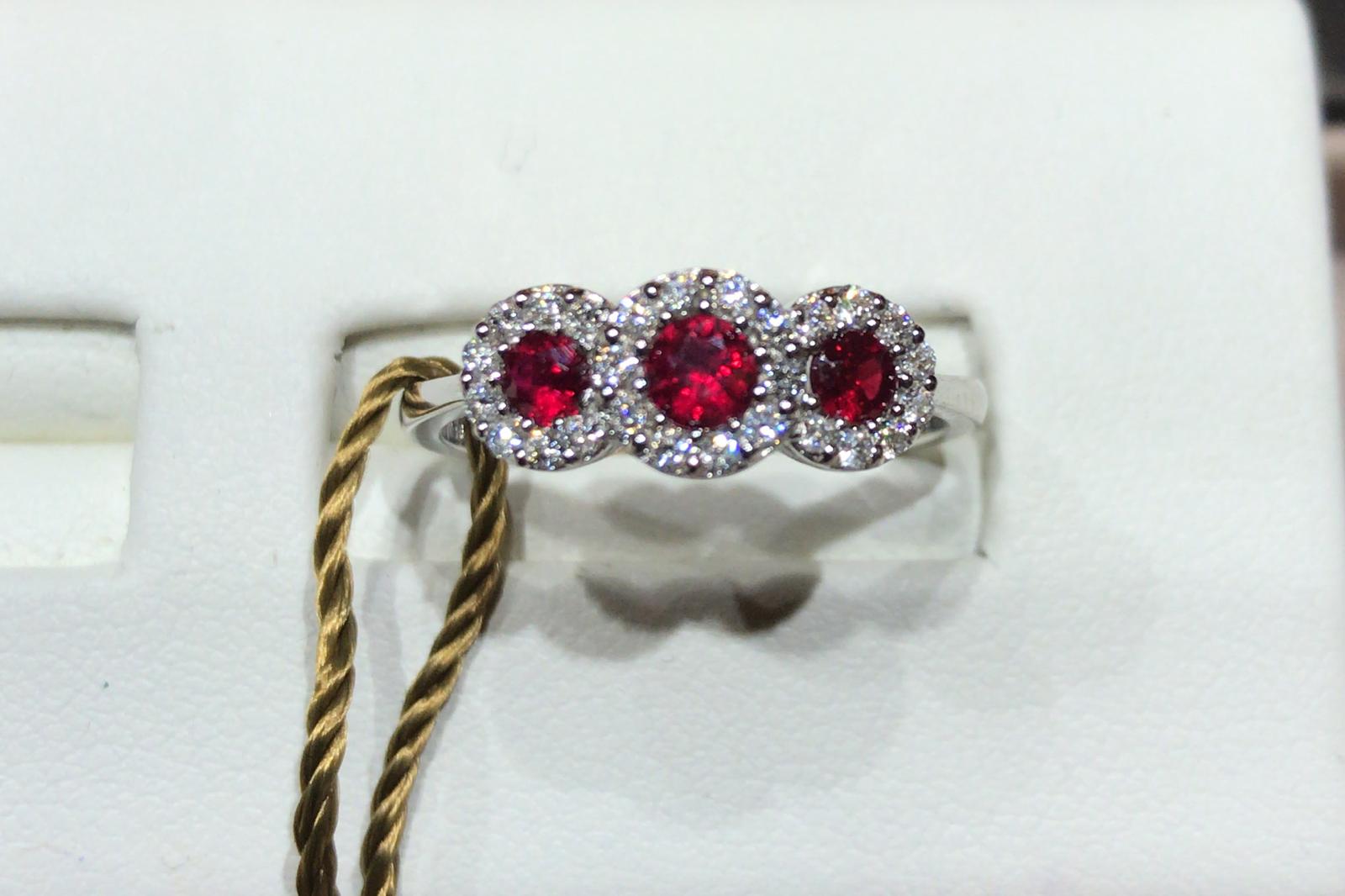 GOLD RING – RUBIES AND DIAMONDS ART. CODE AN1000