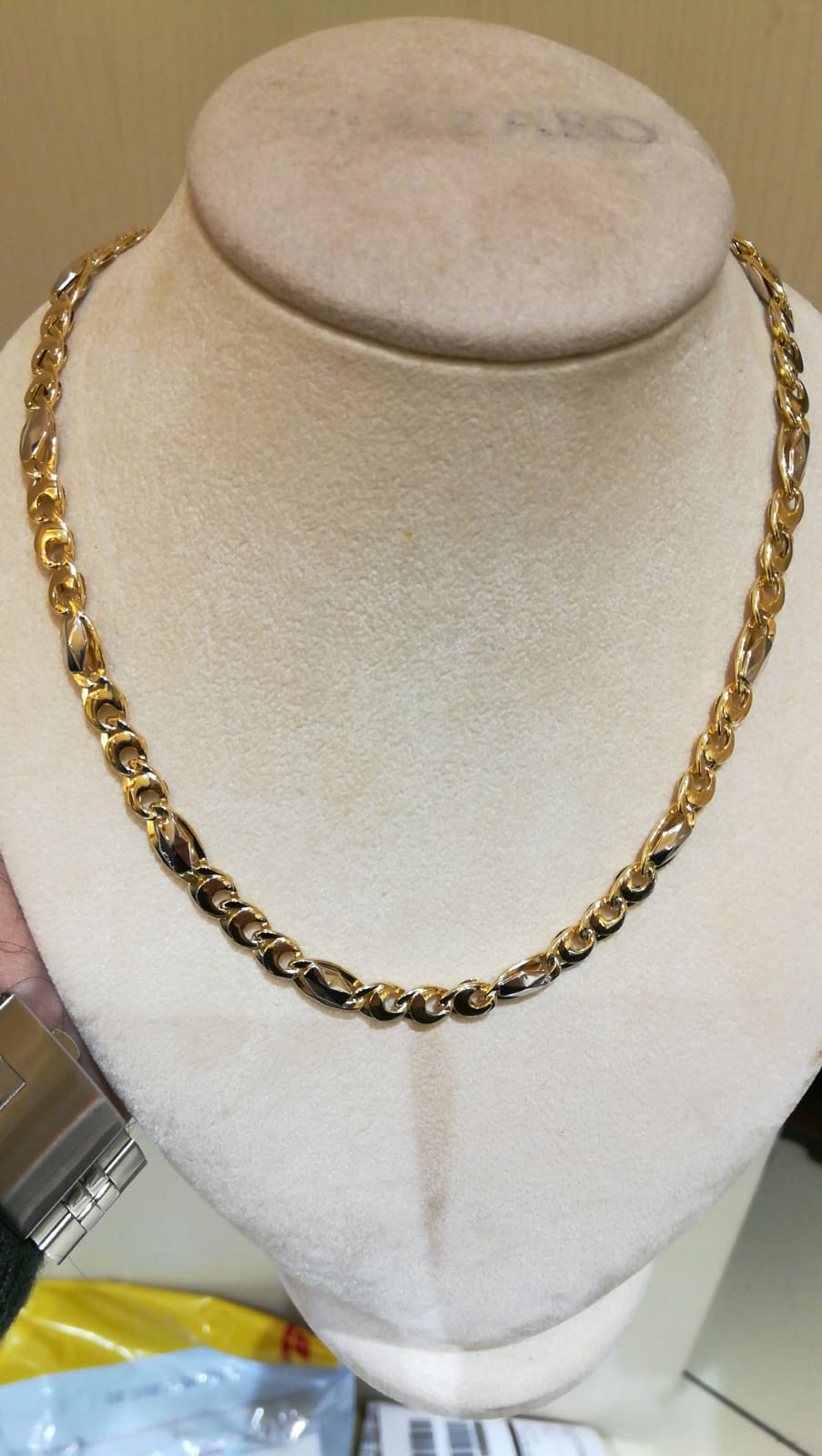 Two-tone gold necklace