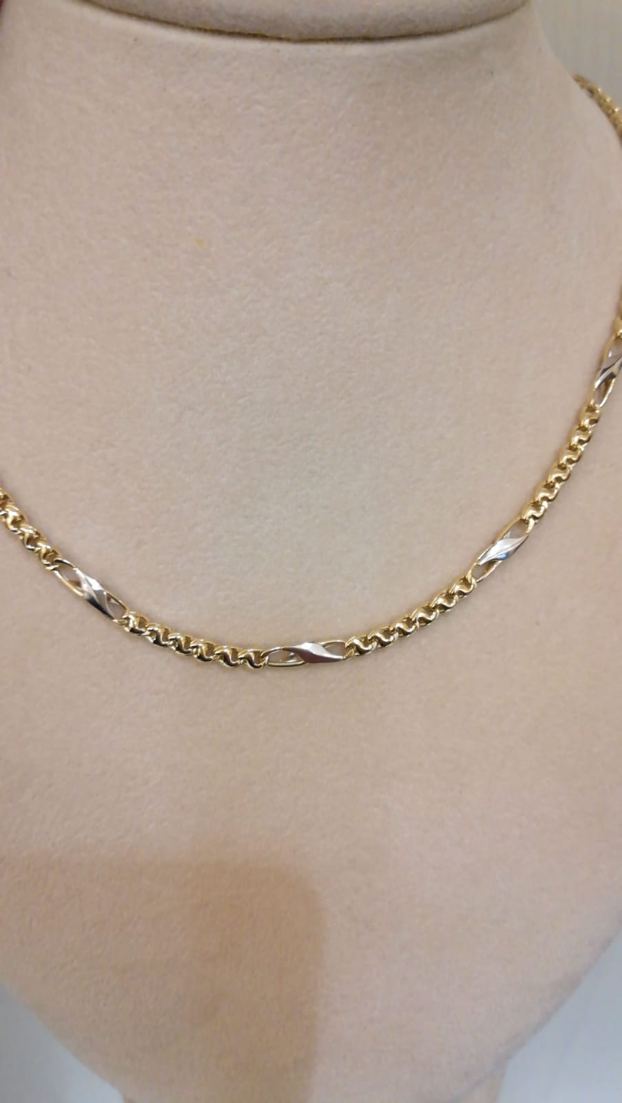 Two-tone gold necklace