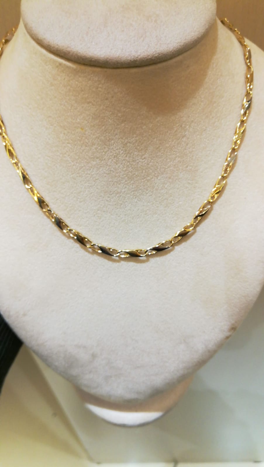 Two-tone gold necklace