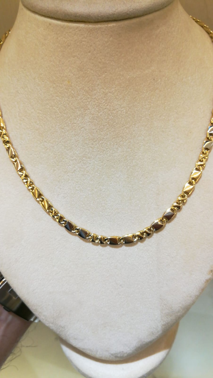 Two-tone gold necklace