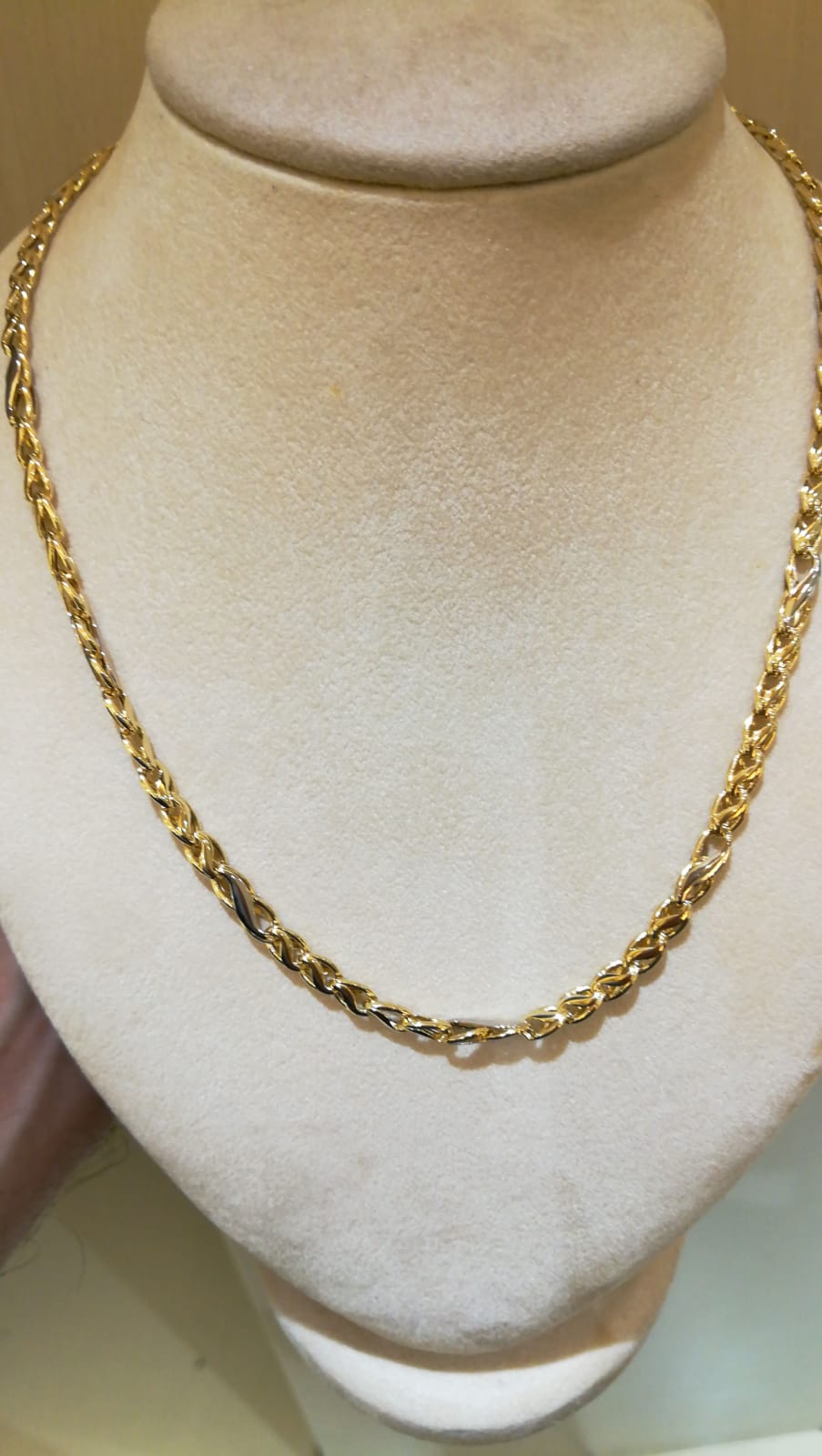 Two-tone gold necklace