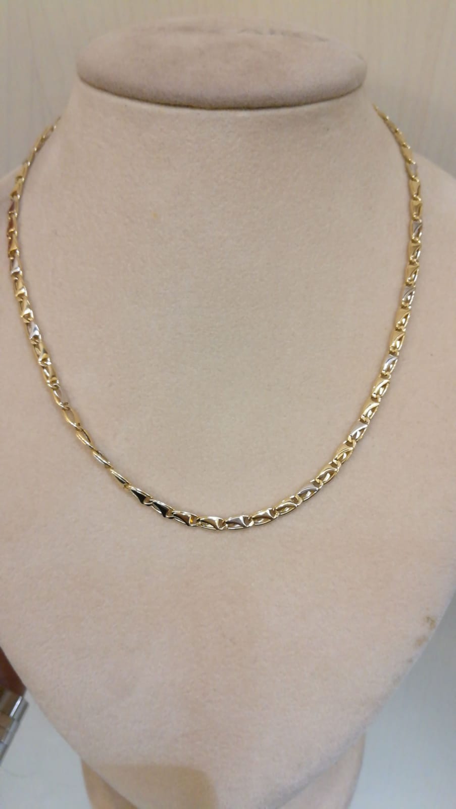 Two-tone gold necklace