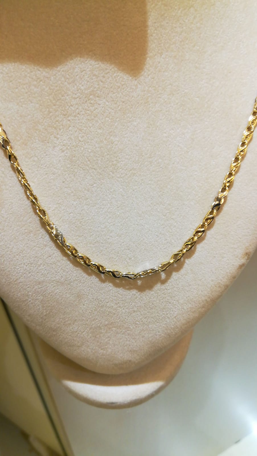 Two-tone gold necklace