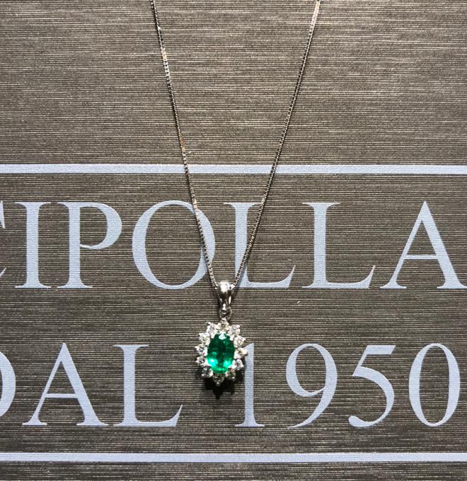 White Gold Emerald Pendant