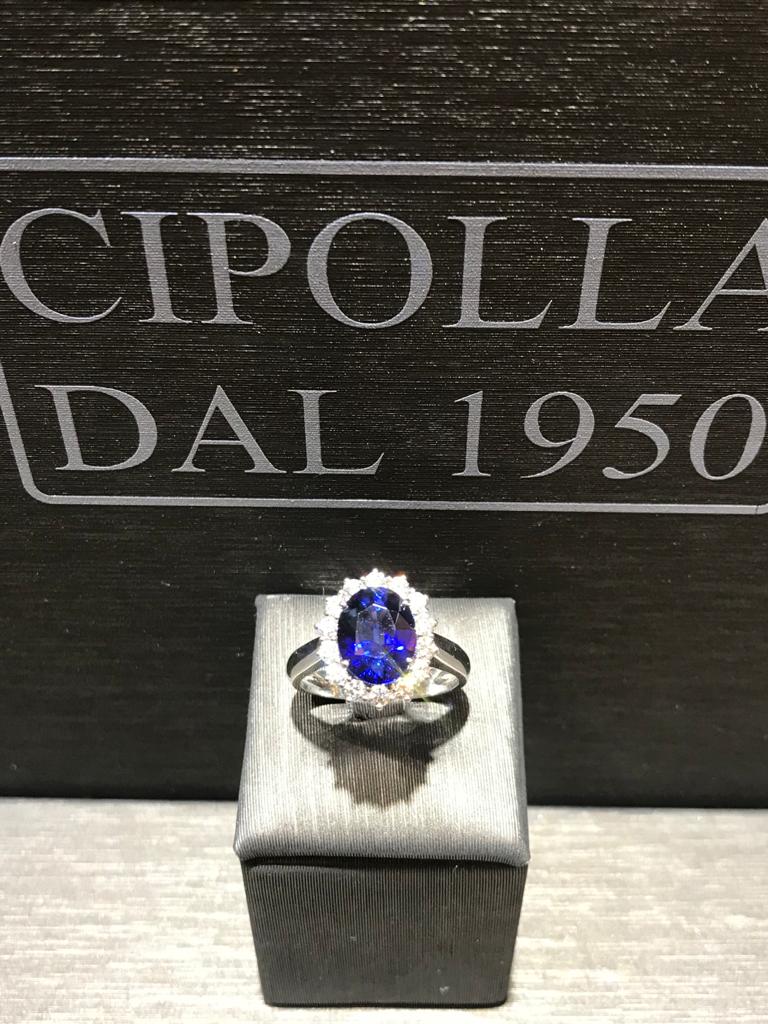 Anello zaffiro blue oro bianco