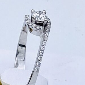 Anello solitario di diamanti oro bianco 750% ART. AN1298