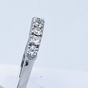Anello veretta in oro bianco e diamanti NOTE D'AMORE art. AN1491