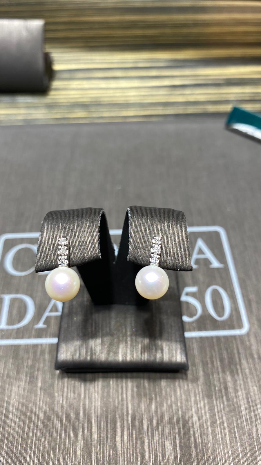 Pearl Earrings White Gold 750%