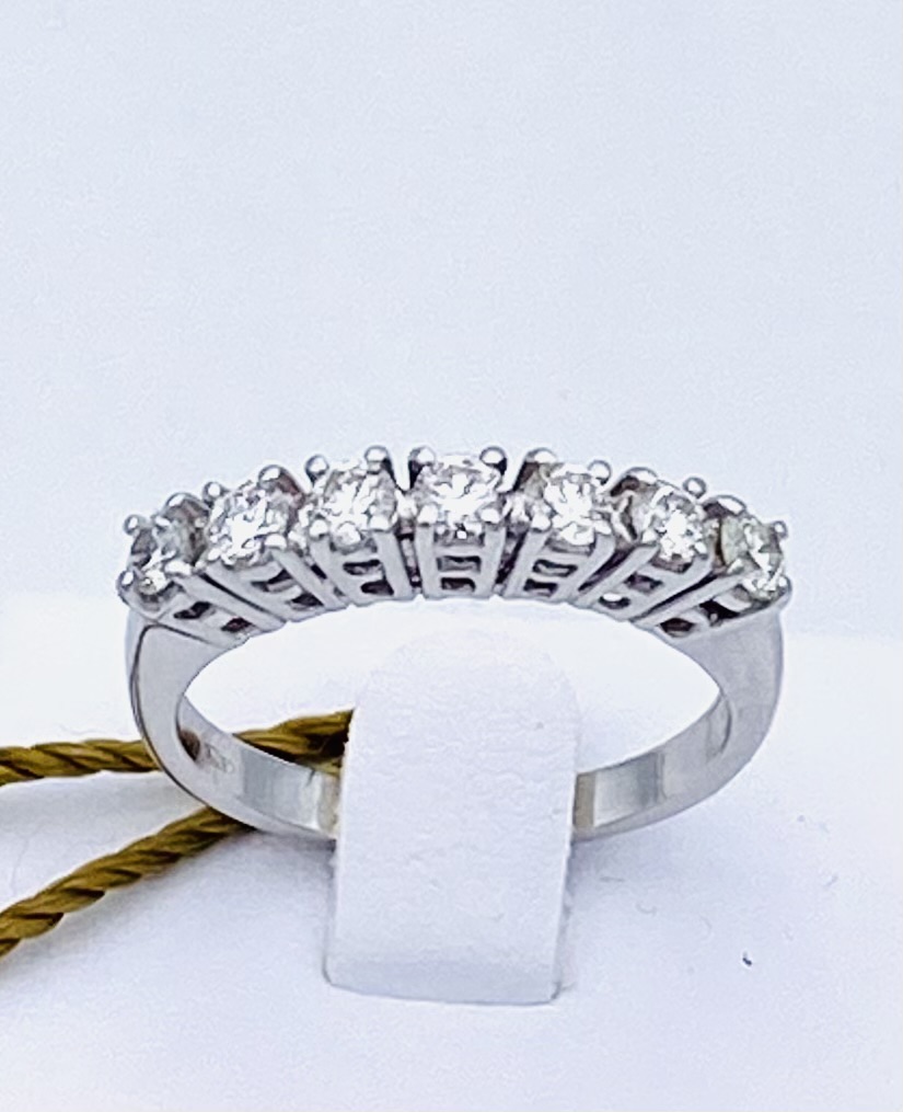 Anello veretta in oro bianco e diamanti  NOTE D’AMORE art.  AN1491