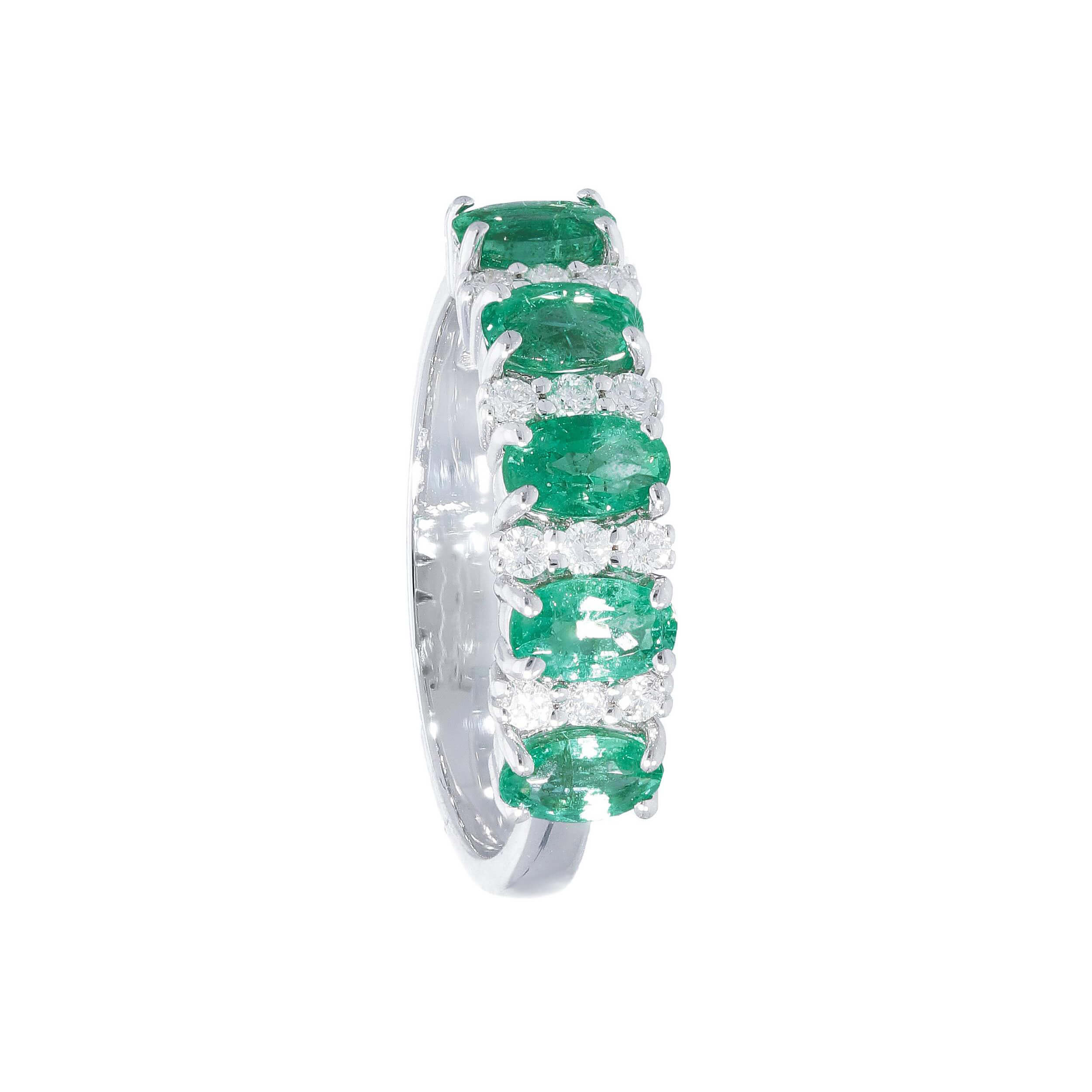 Emerald ring diamonds white gold 750% art. 243160