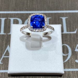 Anello zaffiro blu oro bianco 750% diamanti 0,44ct colore D/vvs1 zaffiro blu naturale taglio SQUARE CUSHION 2,74ct
