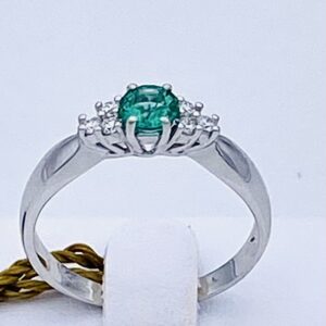 Anello smeraldo diamanti oro bianco 750%ART. AN1787