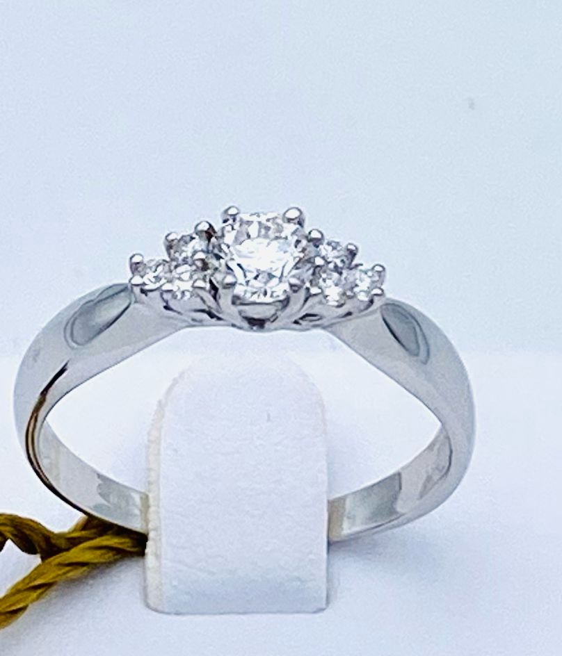 Gold and diamond solitaire ring Art.AN1785