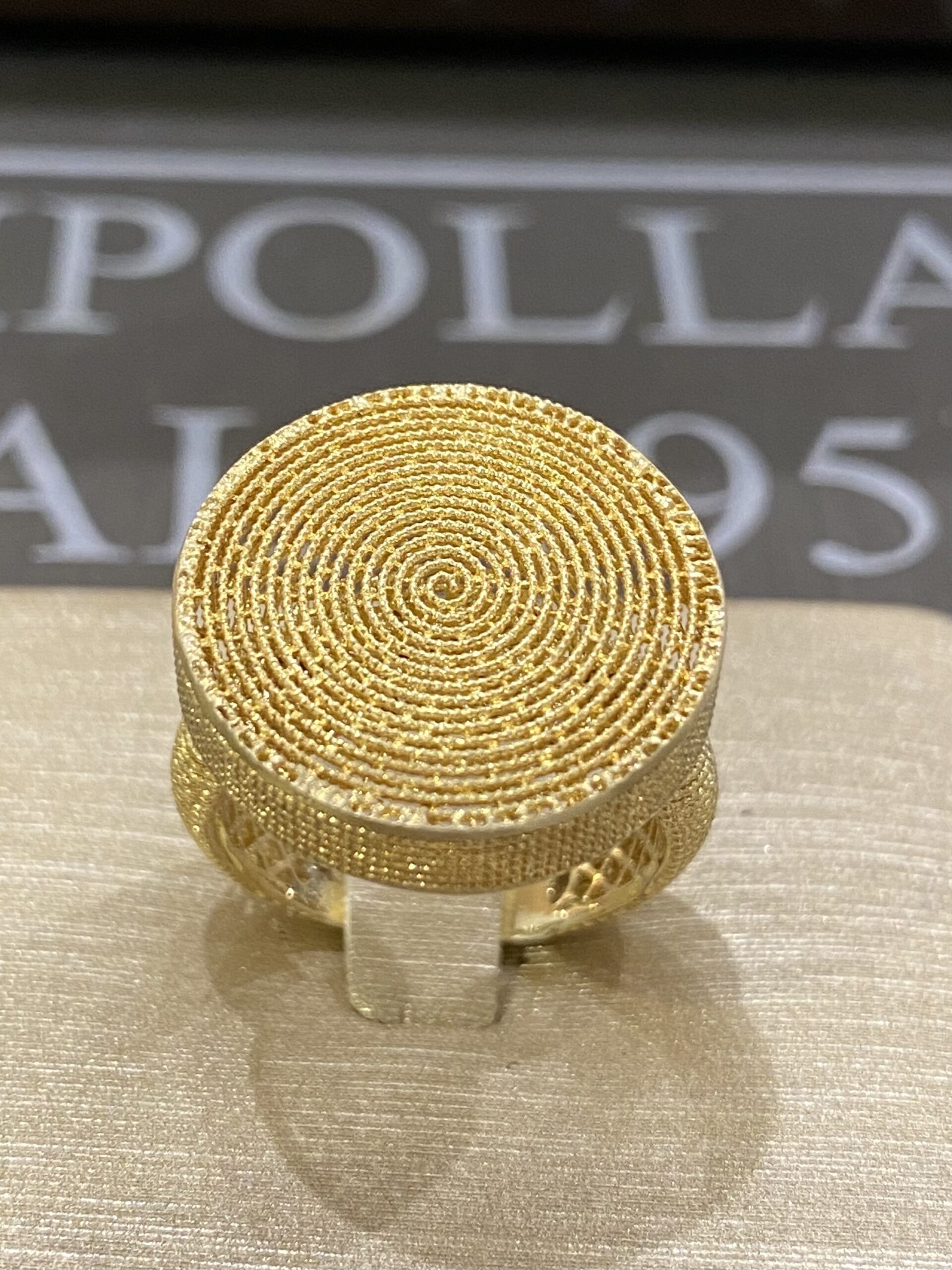 anello in filigrana d’argento 925% yellow gold
