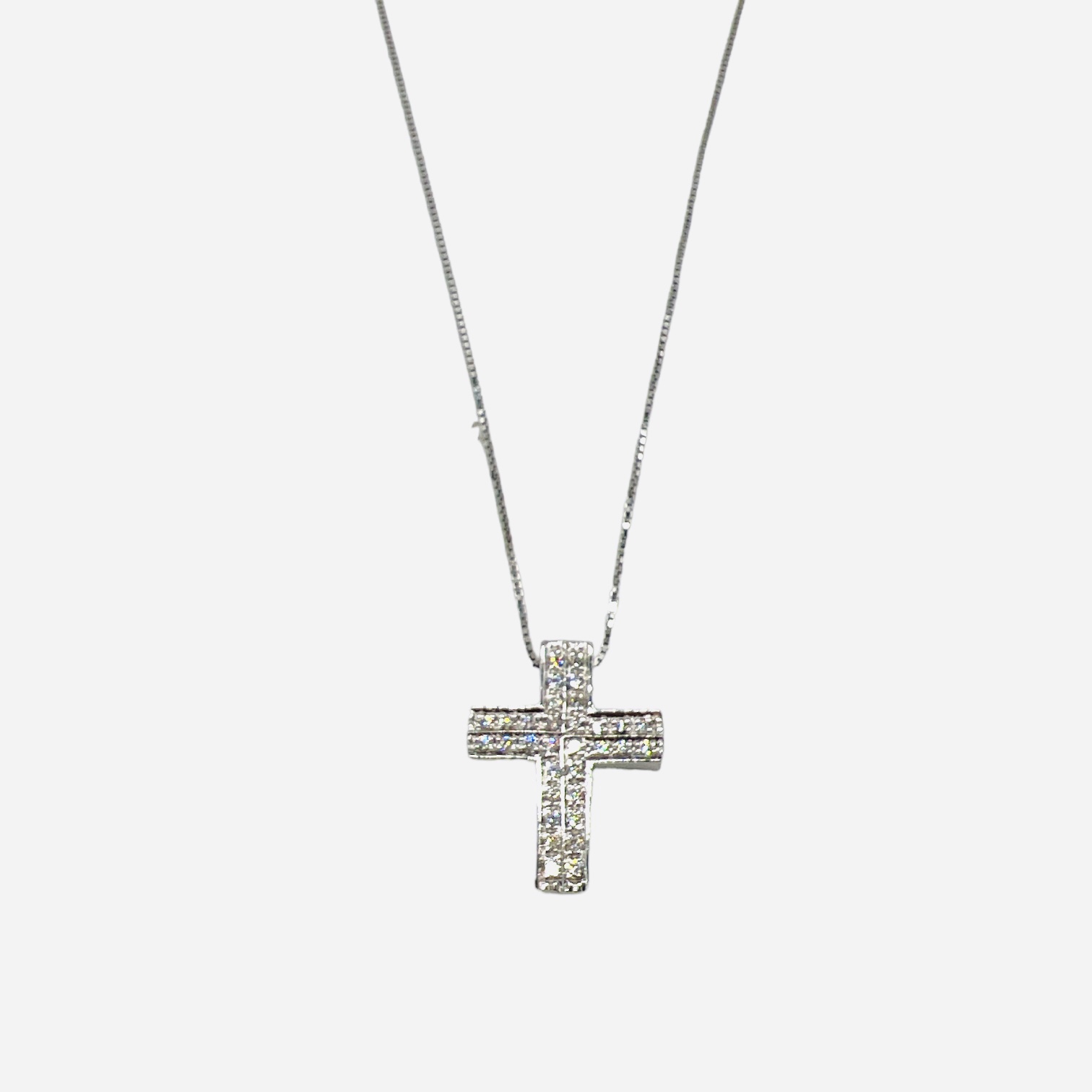 White gold cross and NARCISO diamond pendant Art. GR083