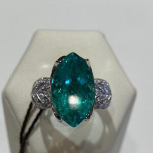 ANELLO SMERALDO ORO BIANCO 750% DIAMANTI 0,90 CT COLORE E/VVS1 SMERALDO COLOMBIANO TAGLIO NAVETTE 7,14 CT