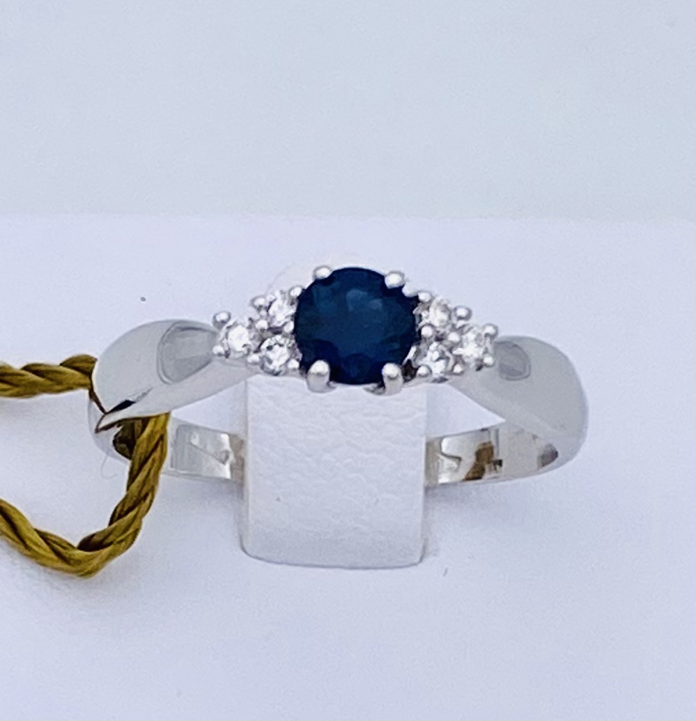 Sapphire and diamond ring in 750% gold ART. AN1790