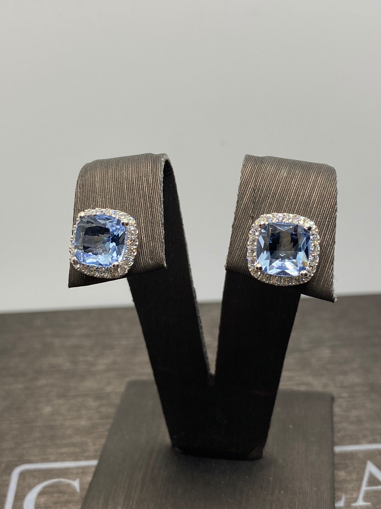 orecchini bottoni quadrati argento 925% white gold cristalli bianchi e azzurri
