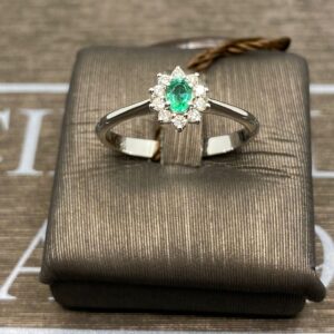 Anello smeraldo oro bianco 750% smeraldo 0,12 ct diamanti 0,11 ct colore F/VVs1