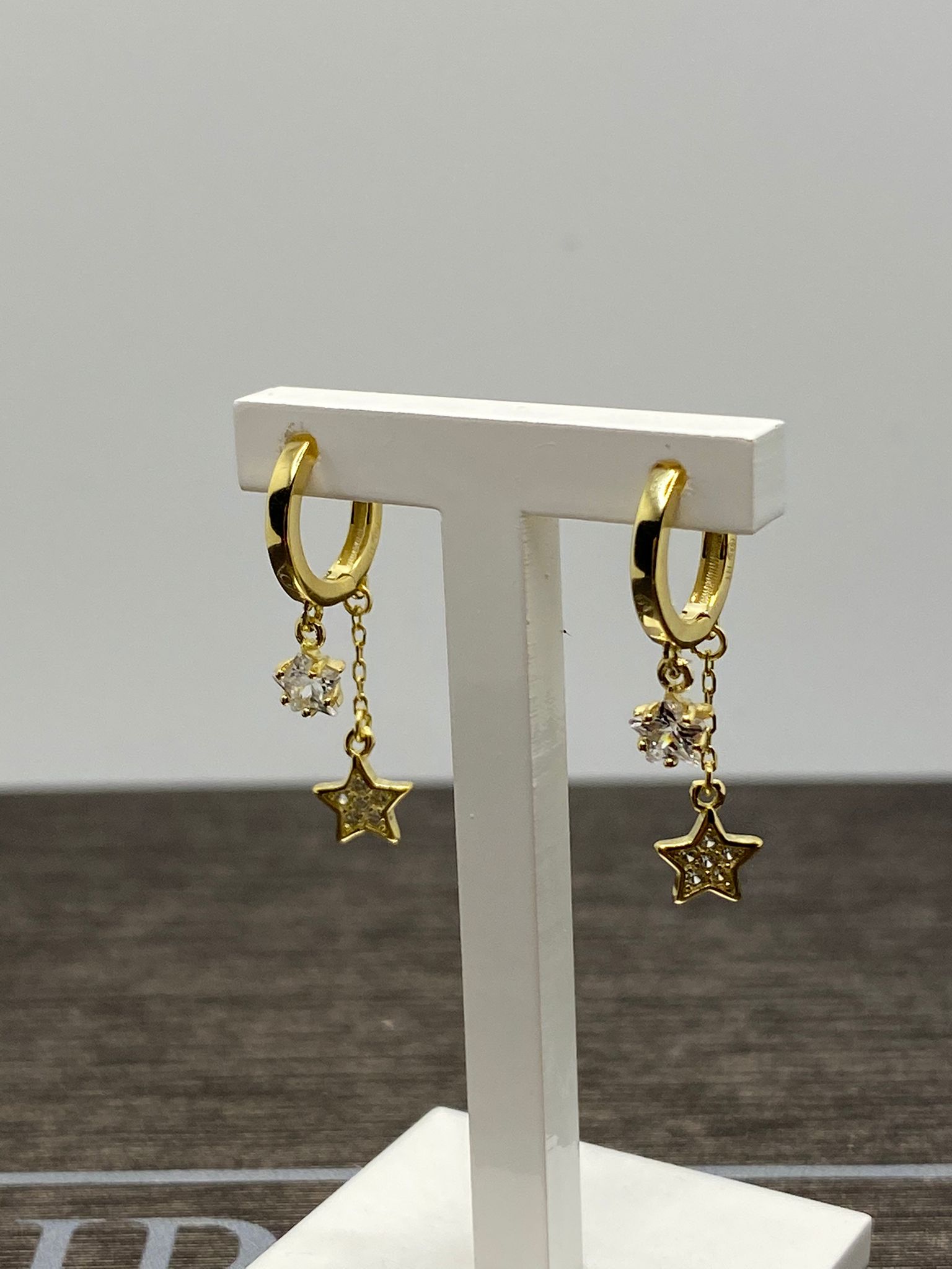 orecchini mini  cerchio pendenti stelline, argento 925% yellow gold e cristalli bianchi