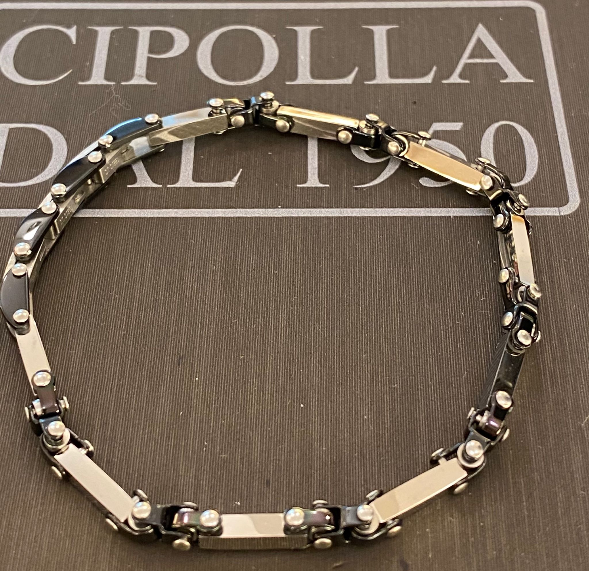 bracciale uomo  acciaio silver e nero