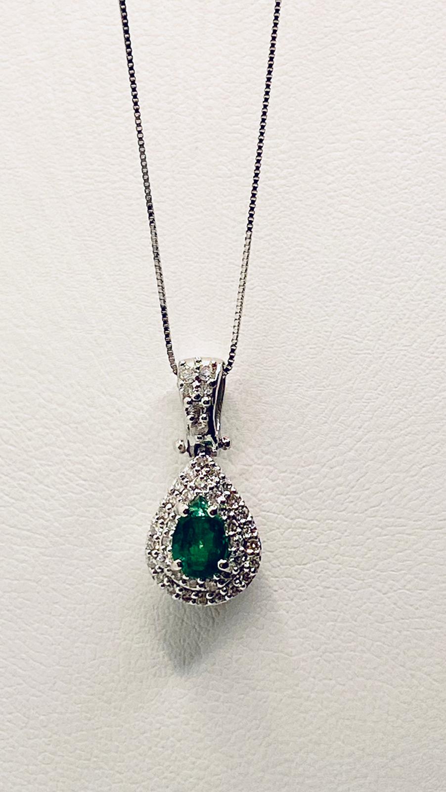 Pendant with emerald and diamonds Art.PD101