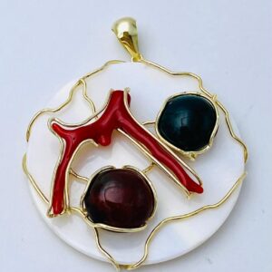 Mother of Pearl Pendant with Red Coral Branches Art. NAC2