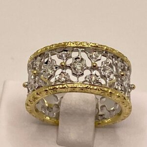Carving ring in gold and diamonds art.MG86