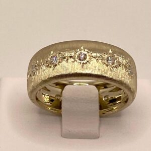 Anello  in oro satinato e diamanti art.MS1011BB
