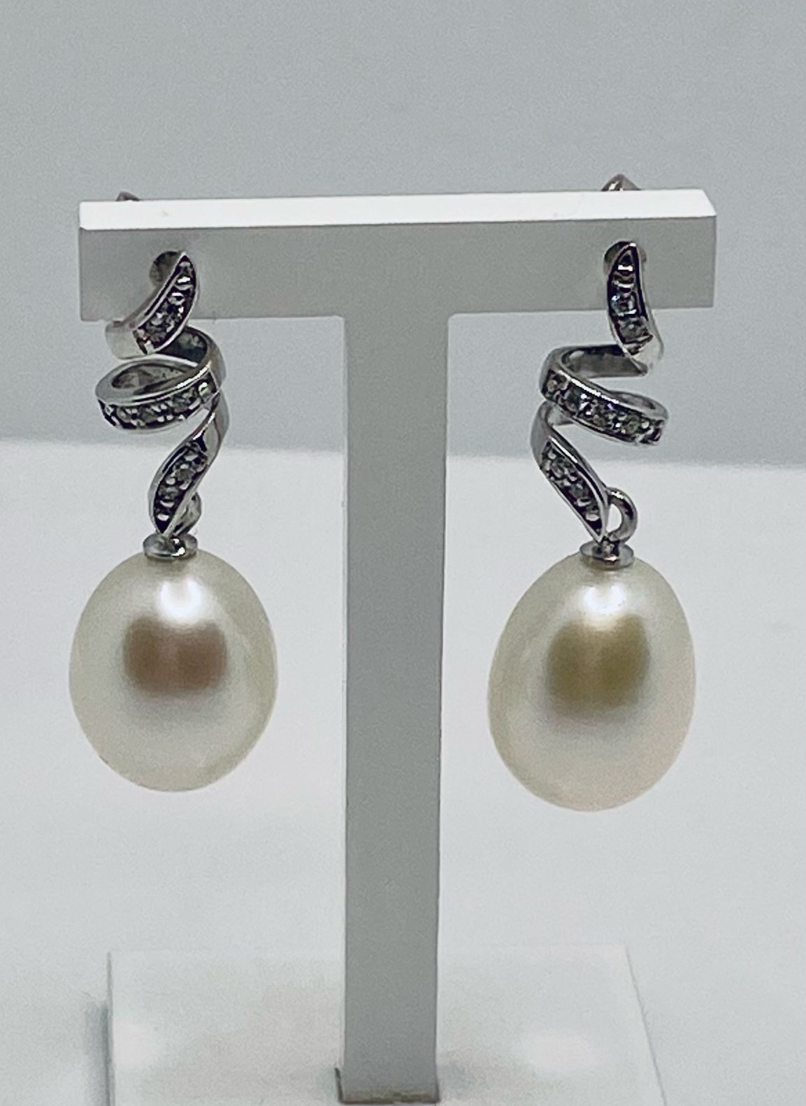 Orecchini di perle e diamanti art.ORP234-2