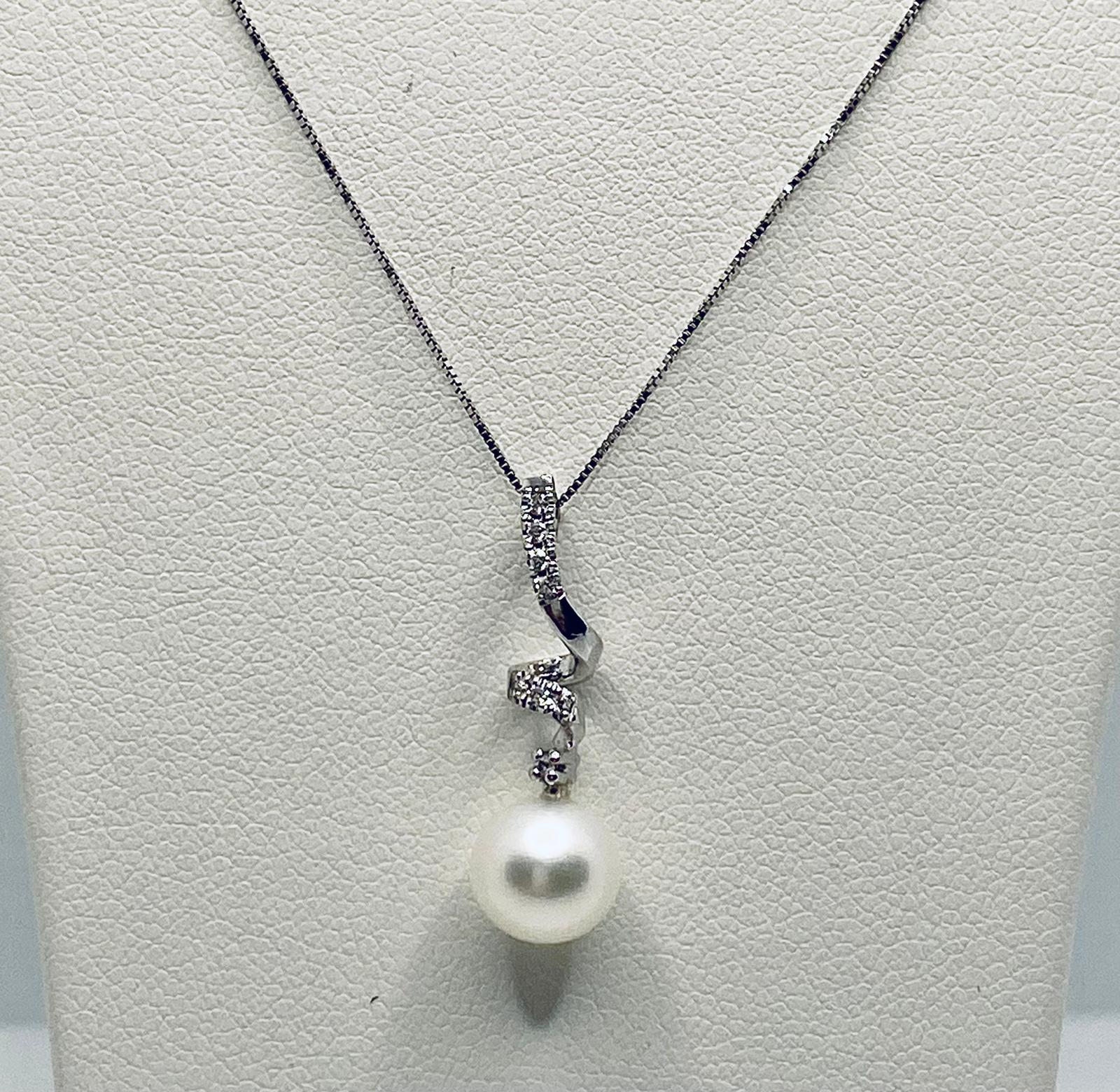 Round neck with pearl and diamond pendant art.CDP47-2