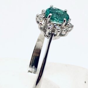 Anello con smeraldo e diamanti art.AN661