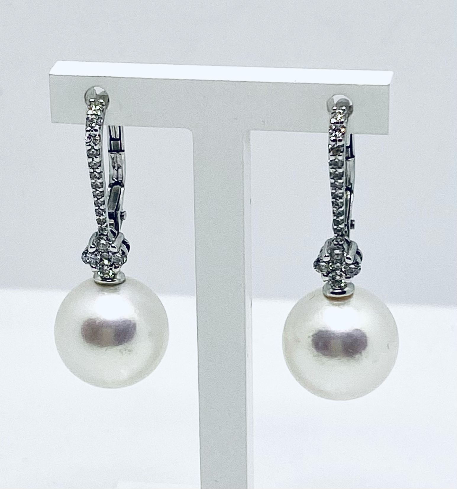 Earrings of pearls and diamonds art.ORP249