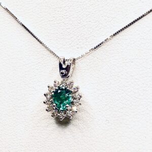 Pendant with emeralds and diamonds art. CD799
