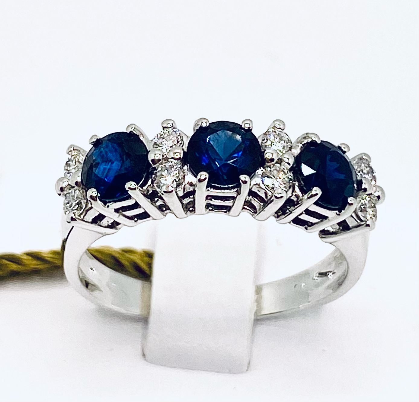 Trilogy ring with diamonds and sapphires art. AN1733