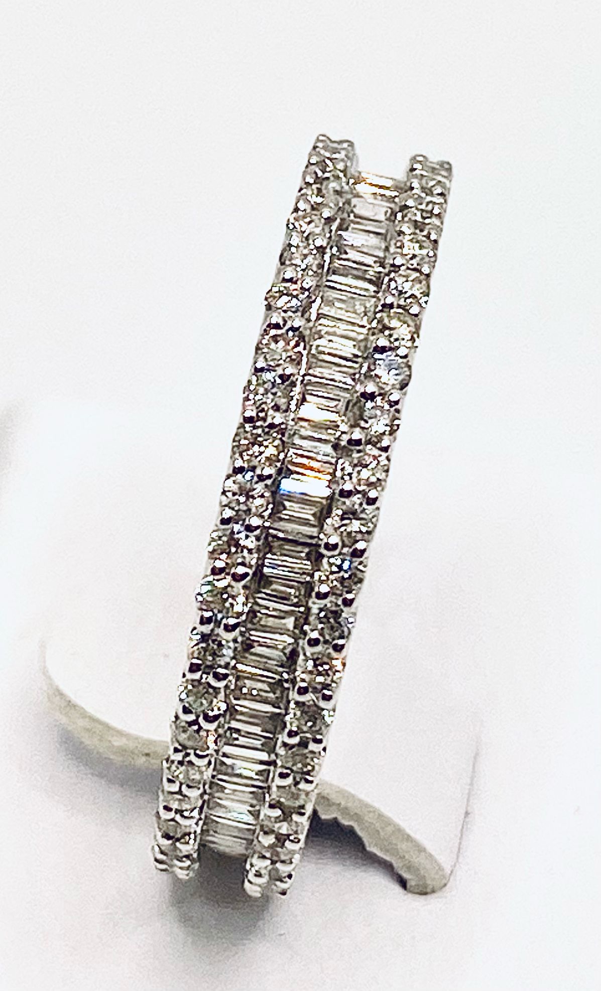 Anello veretta con diamanti baguette art. BS28668R