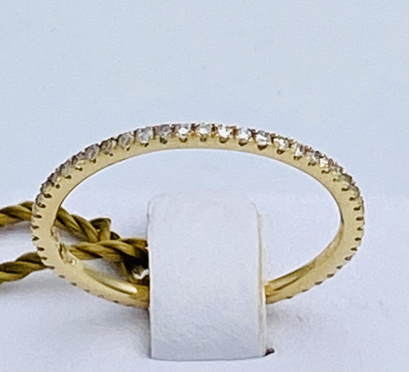 Anello veretta di diamanti  in oro giallo art. R00478YAO1.3
