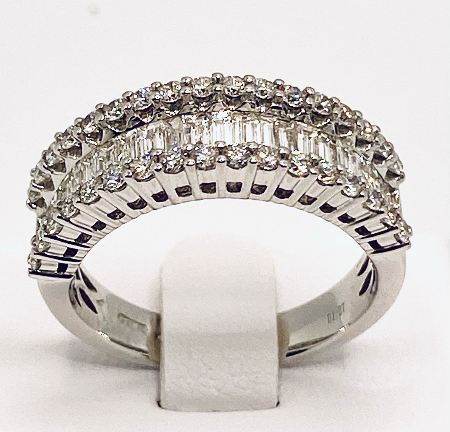 Veretta ring with baguette diamonds art. 3901RW