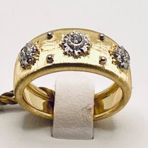 Anello in oro satinato e diamanti art.MS224
