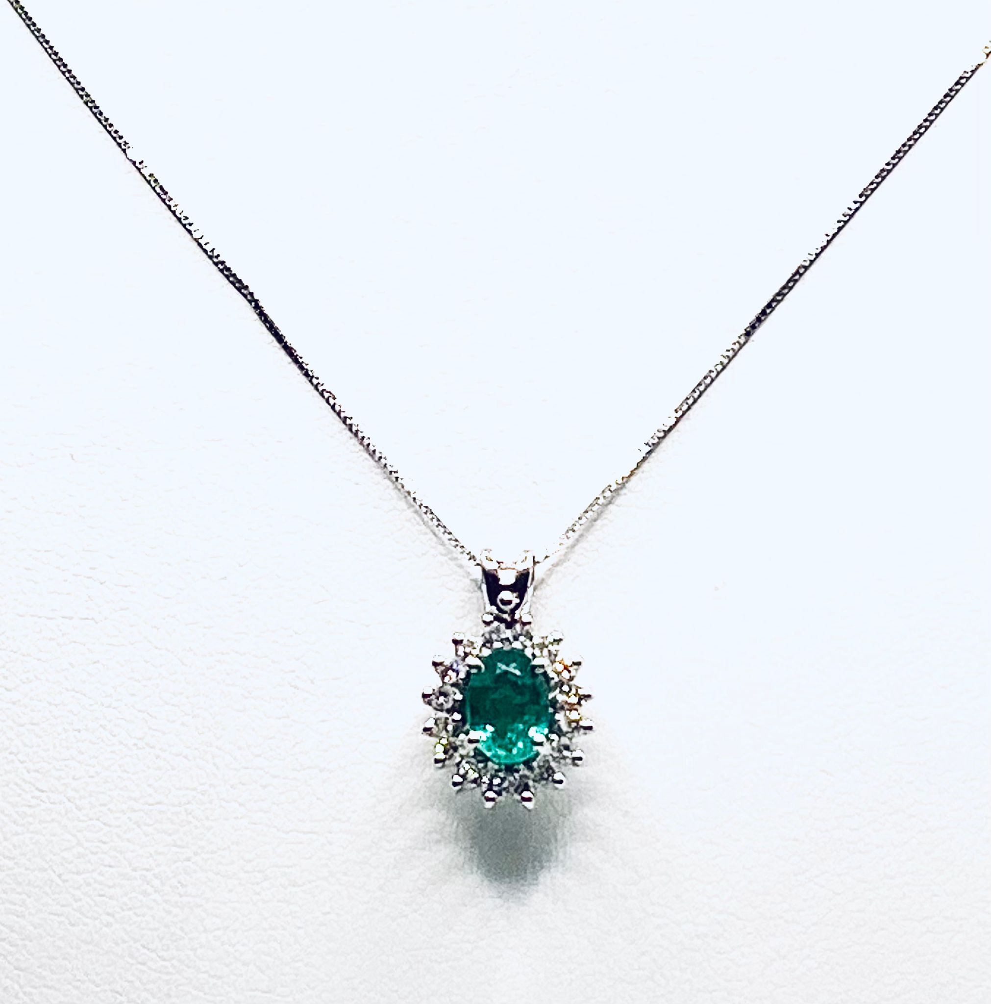 Pendant with diamonds and emerald Art.CD619