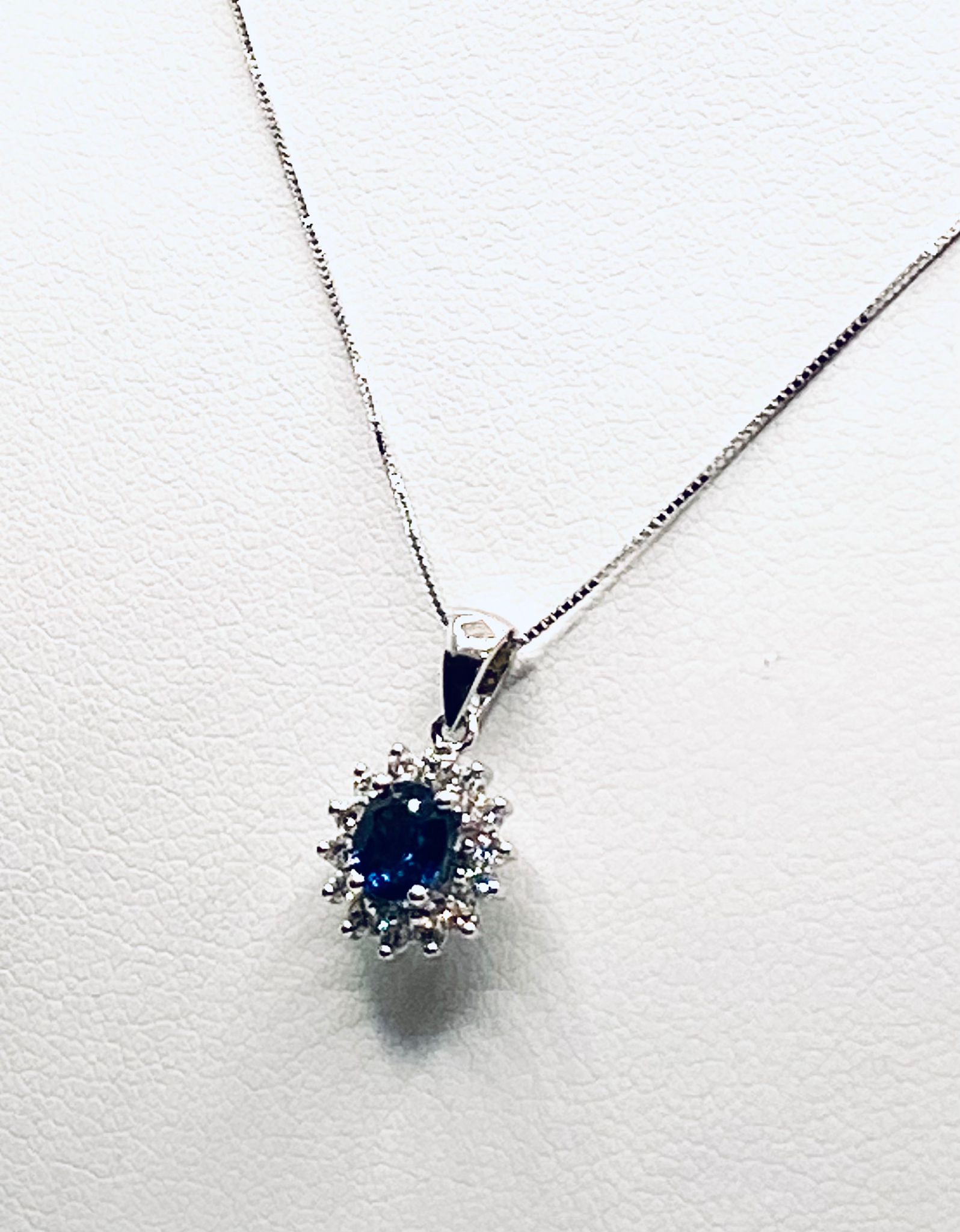 Pendant with diamonds and sapphire BON TON ART.CD785